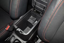 2014款三菱劲炫2.0L自动两驱超越版