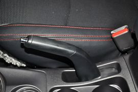 2014款三菱劲炫2.0L自动两驱超越版