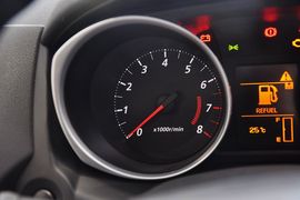 2014款三菱劲炫2.0L自动两驱超越版