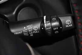 2014款三菱劲炫2.0L自动两驱超越版