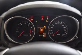 2014款三菱劲炫2.0L自动两驱超越版