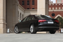 注重点睛之笔!试驾2015款奥迪A8L