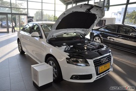 2010款奥迪A4L