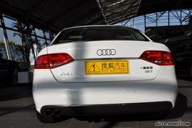 2010款奥迪A4L
