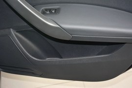 2013款大众新桑塔纳1.4L手动舒适版