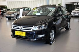 2013款大众新桑塔纳1.4L手动舒适版