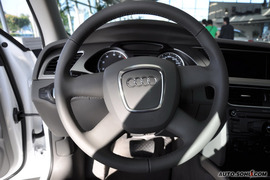 2010款奥迪A4L