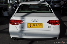 2010款奥迪A4L