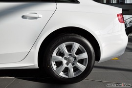 2010款奥迪A4L