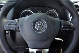 2015款大众途观1.8TSI手自一体两驱舒适版