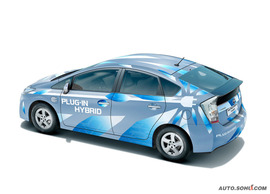 丰田普锐斯Plug-in