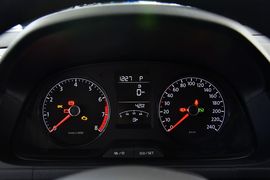 2013款大众朗逸1.6L自动豪华版