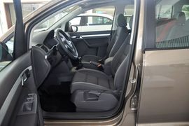 2015款大众途安到店图解