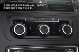 2015款大众途安到店图解