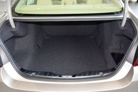 2014款宝马520i典雅型