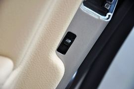 2014款宝马520i典雅型