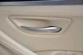 2014款宝马520i典雅型