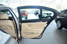 2014款宝马520i典雅型