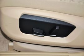 2014款宝马520i典雅型