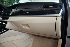 2014款宝马520i典雅型
