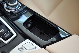 2014款宝马520i典雅型