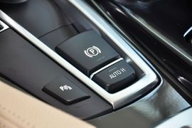 2014款宝马520i典雅型