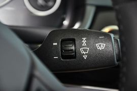 2014款宝马520i典雅型