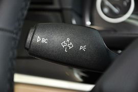 2014款宝马520i典雅型