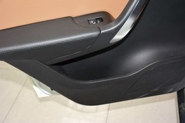 2014款中华V5
