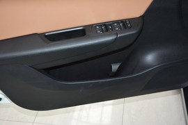 2014款中华V5