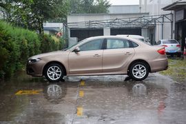 2014款中华H530