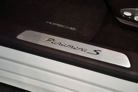 2014款保时捷Panamera