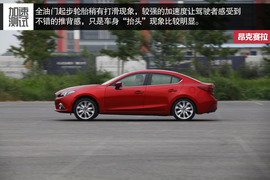 2014款马自达3昂克赛拉动态对比福克斯文章配图