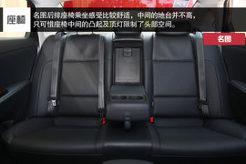 价格相近你会选谁？