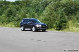 试驾2010款三菱欧蓝德EX