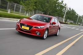 2014款马自达3昂克赛拉动态对比福克斯文章配图