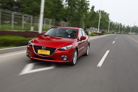 2014款马自达3昂克赛拉动态对比福克斯文章配图