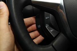 2012款福特福克斯两厢2.0L自动试驾实拍