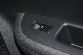 2013款起亚索兰托2.4GDI