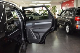 2013款起亚索兰托2.4GDI