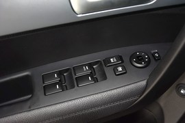 2013款起亚索兰托2.4GDI