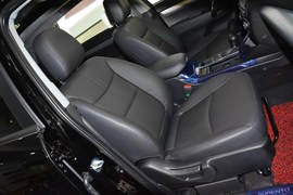 2013款起亚索兰托2.4GDI