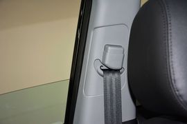 2013款起亚索兰托2.4GDI