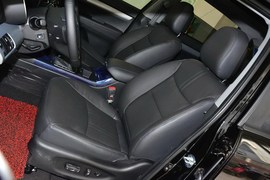 2013款起亚索兰托2.4GDI