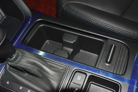 2013款起亚索兰托2.4GDI