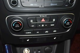 2013款起亚索兰托2.4GDI