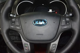 2013款起亚索兰托2.4GDI