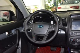 2013款起亚索兰托2.4GDI