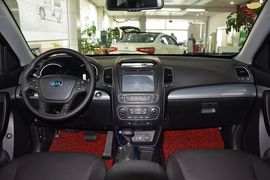 2013款起亚索兰托2.4GDI