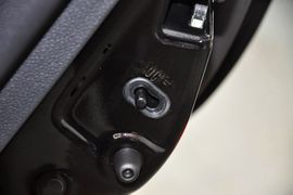 2013款起亚狮跑2.0L